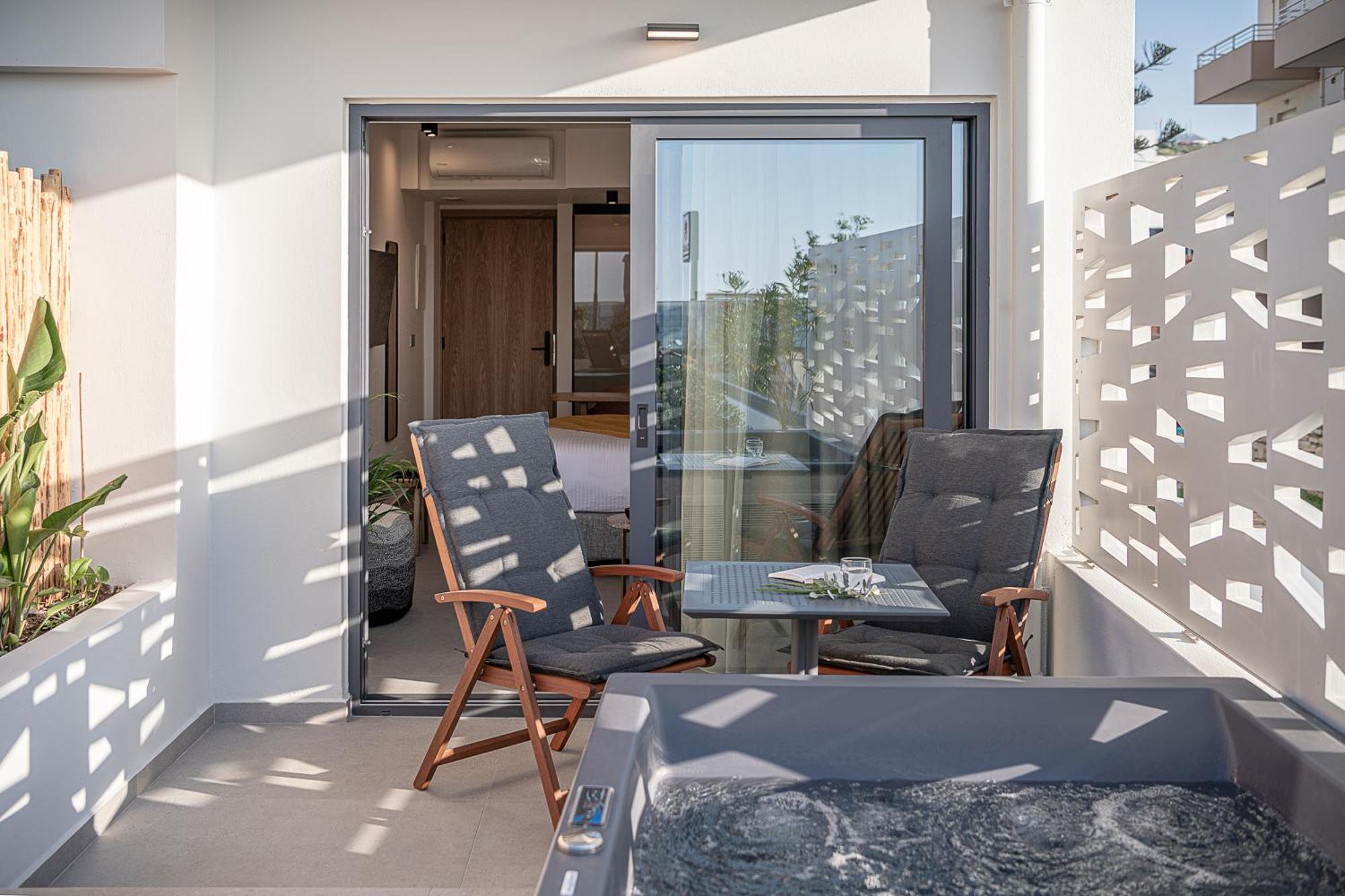 Calla Luxury Seafront Suites Rethymno Eksteriør bilde